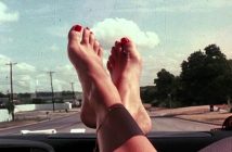 Director Tarantino Denies “Foot Fetish” Rumors